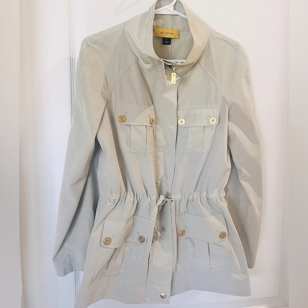 EUC St.John beige, short safari style drawstring waist, long jacket size…